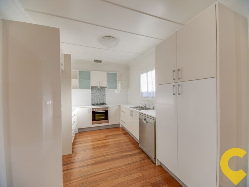 21 Astley Street, Wynnum West QLD 4178