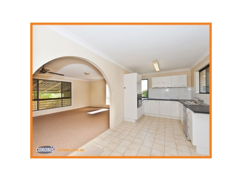 11 Jamberoo Street, Springwood QLD 4127