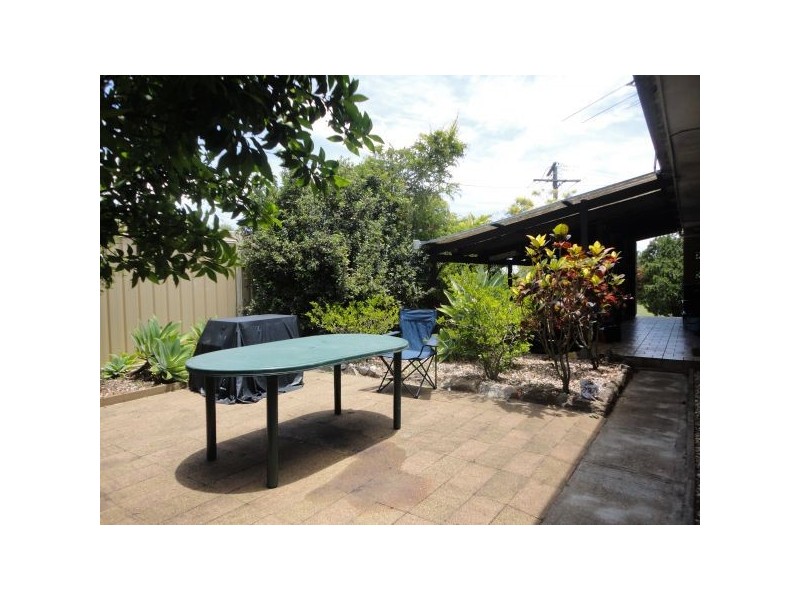 11 Jamberoo Street, Springwood QLD 4127