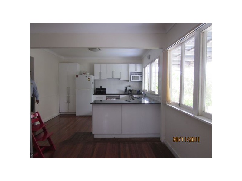 42 Curwen Terrace, Chermside QLD 4032