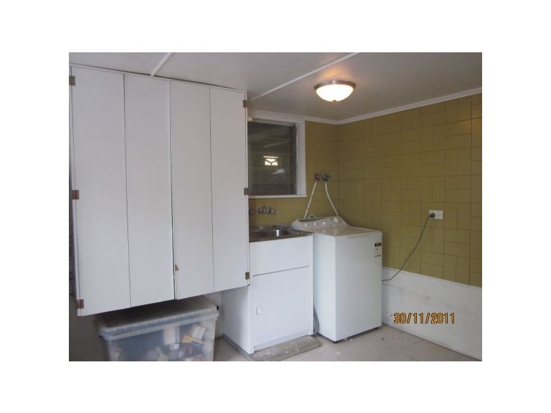 42 Curwen Terrace, Chermside QLD 4032