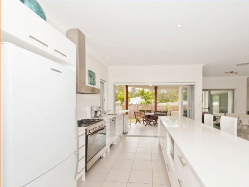 2 Cherry Court, Coomera QLD 4209