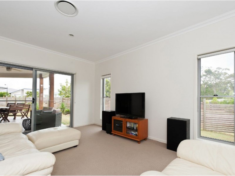 2 Cherry Court, Coomera QLD 4209