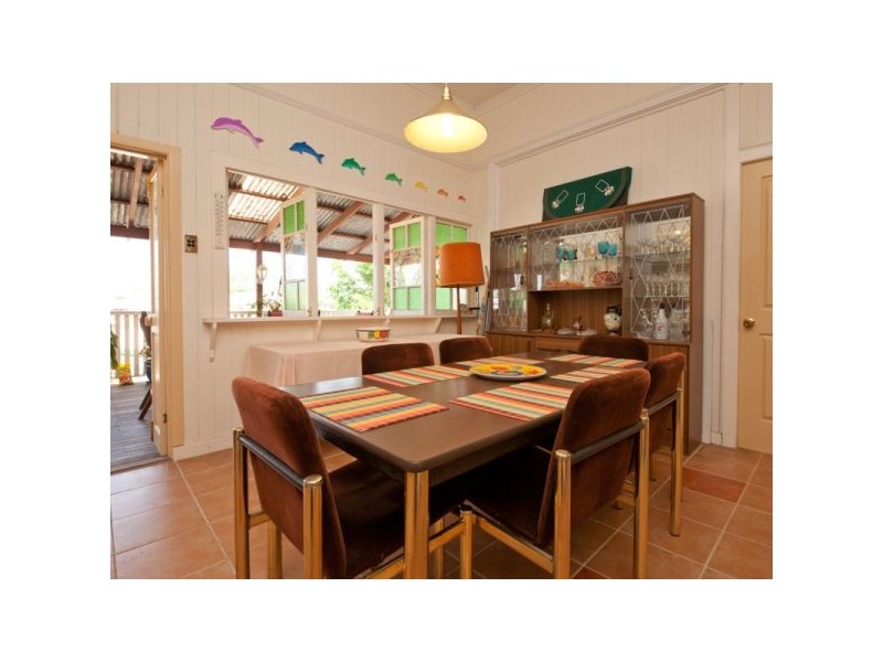 11 Park Road, Wooloowin QLD 4030