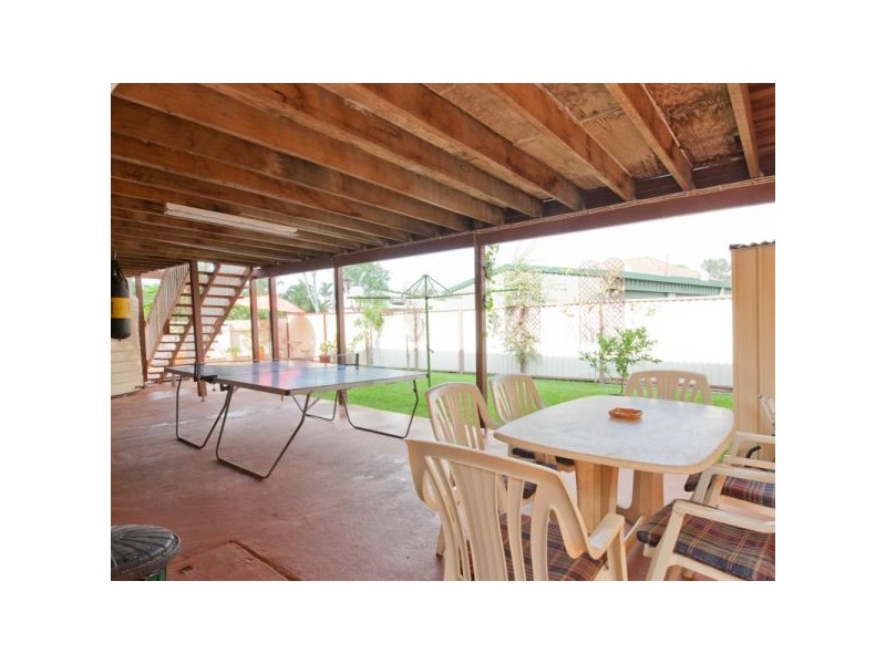 11 Park Road, Wooloowin QLD 4030