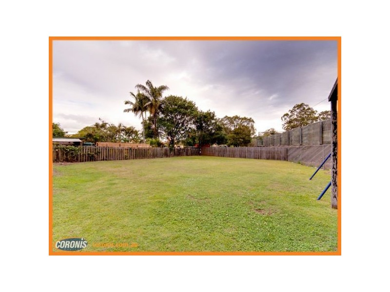11 Francis Road East, Lawnton QLD 4501
