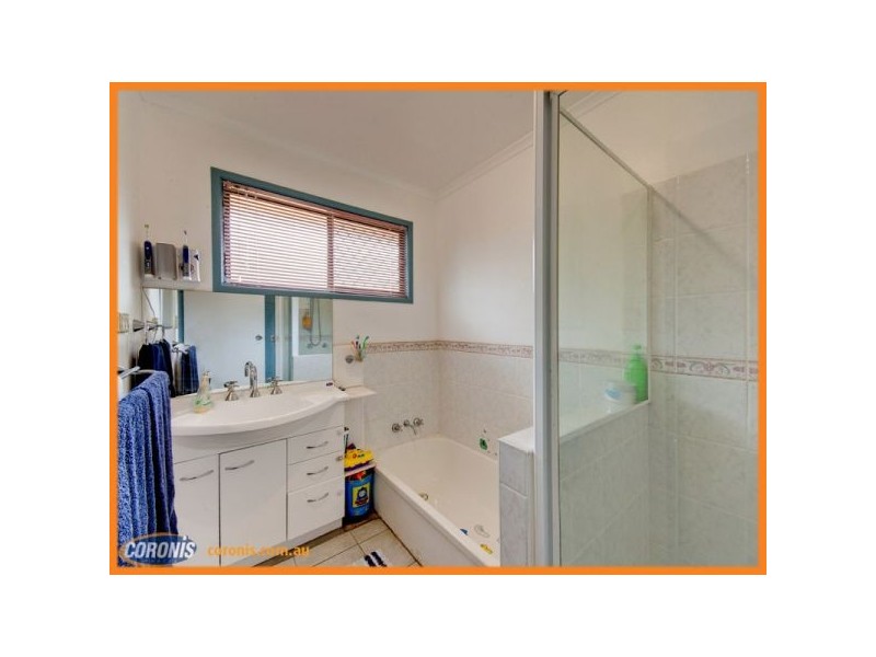 11 Francis Road East, Lawnton QLD 4501