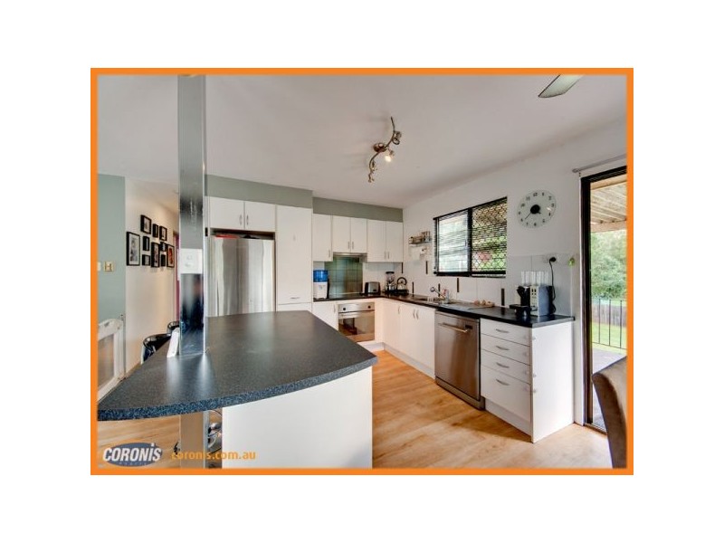 11 Francis Road East, Lawnton QLD 4501