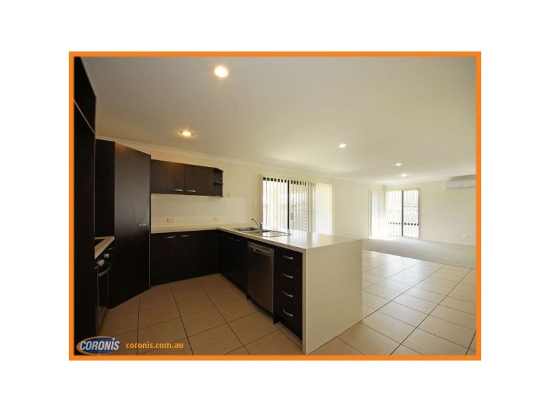 8 Bluegrass Place, Morayfield QLD 4506