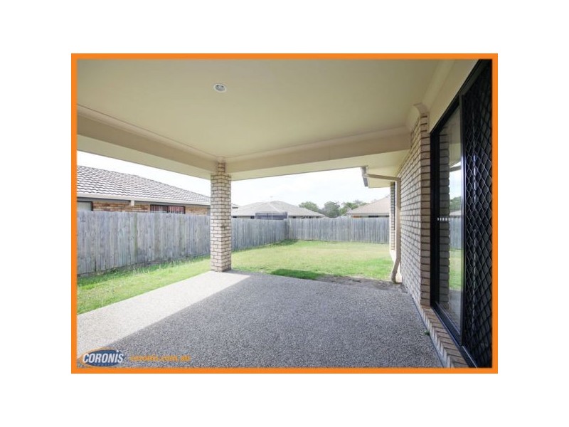 8 Bluegrass Place, Morayfield QLD 4506