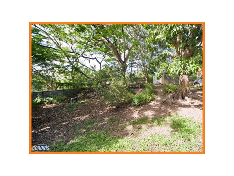 10 Ashgrove Crescent, Ashgrove QLD 4060