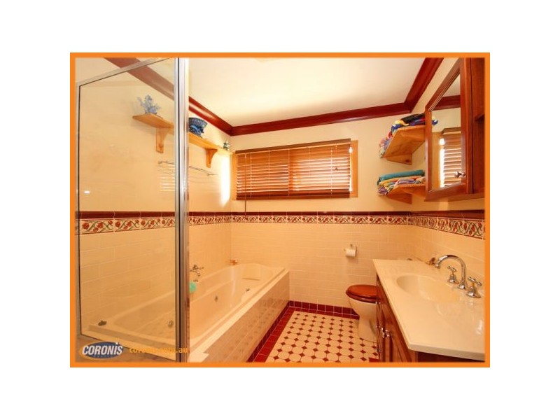 18 Page Street, Everton Park QLD 4053