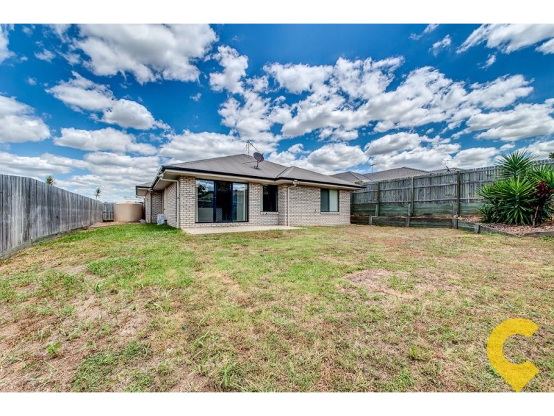 7 Rhiannon Drv, Flinders View QLD 4305