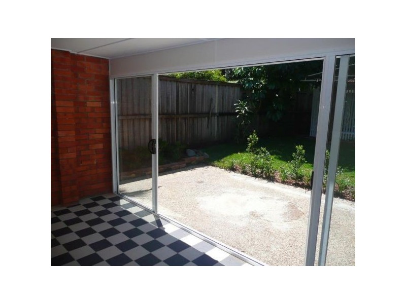 19 Norfolk Avenue, Surfers Paradise QLD 4217