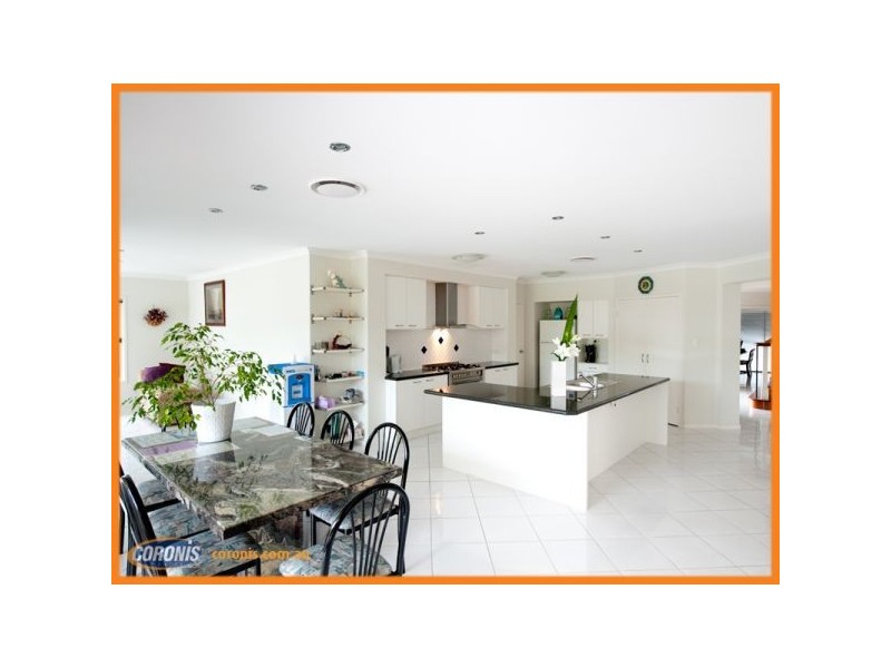 16 Slipstream Rd, Coomera Waters QLD 4209