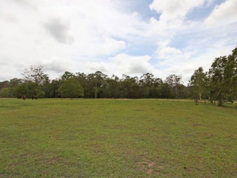 813 Old Gympie Road, Elimbah QLD 4516