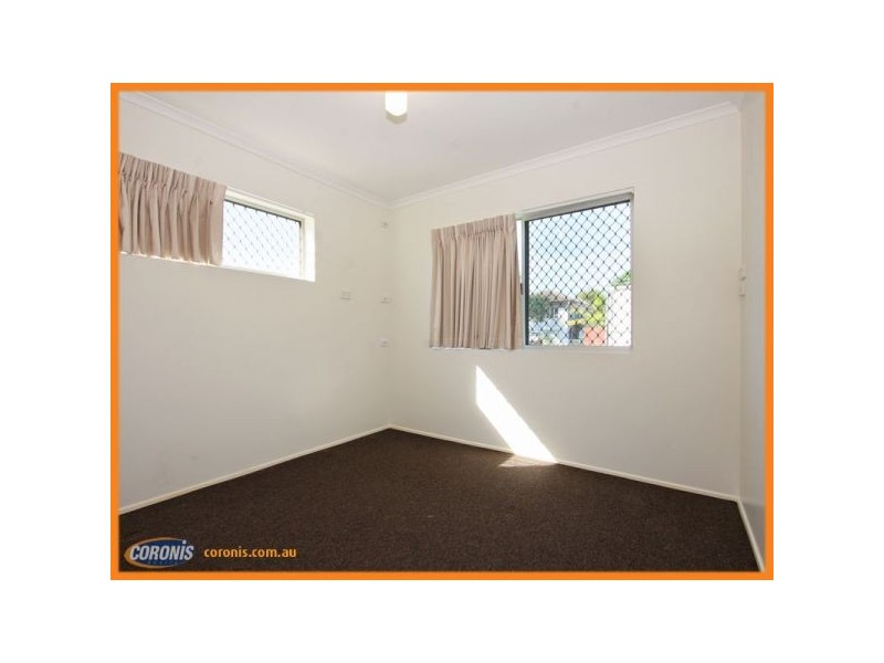 26 Sarah Street, Deagon QLD 4017