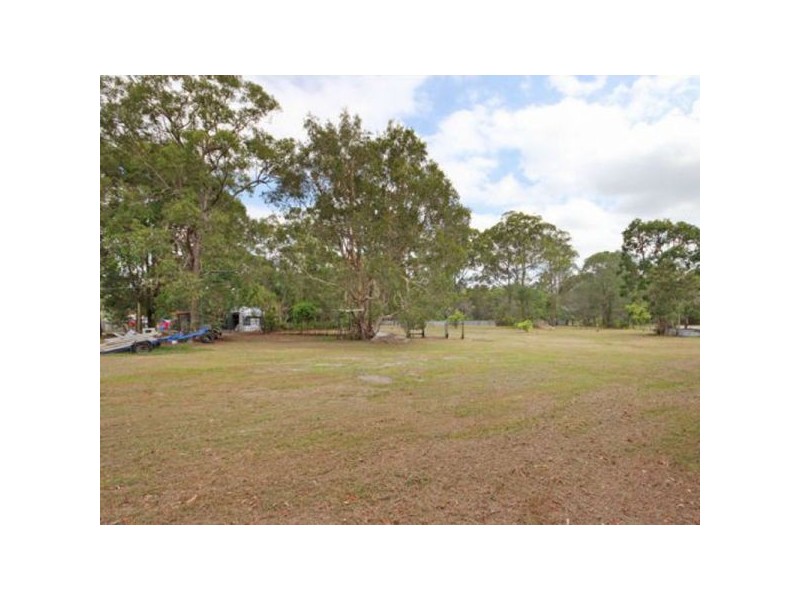 280 Peel Road, Beachmere QLD 4510