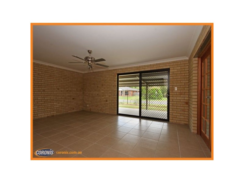 16 Water Street, Kallangur QLD 4503