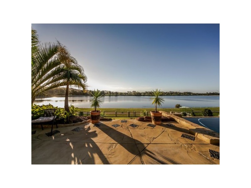 13 Princeton Street, Oxenford QLD 4210