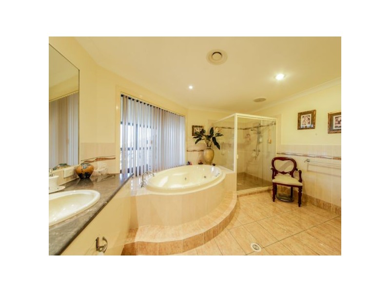 13 Princeton Street, Oxenford QLD 4210