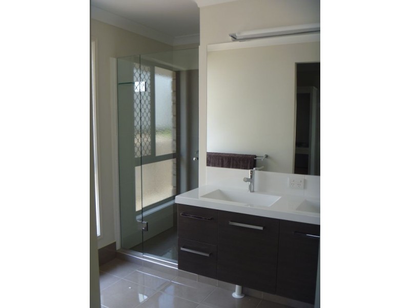 38 Michael David Dr, Warner QLD 4500