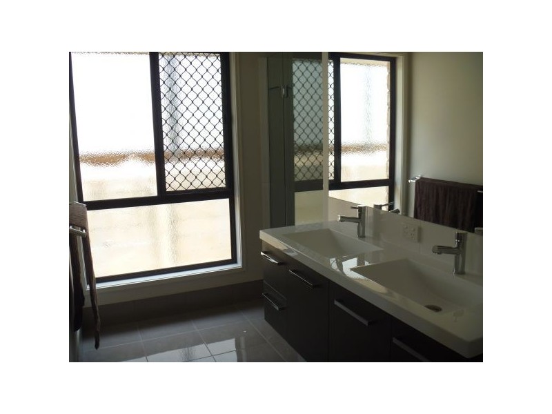 38 Michael David Dr, Warner QLD 4500