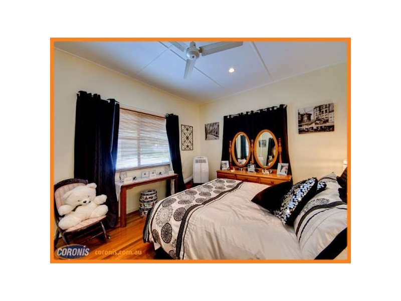 32 Bringelly Street, Arana Hills QLD 4054