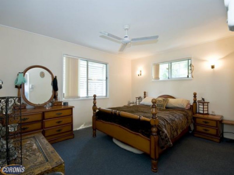 98 Patricks Road, Arana Hills QLD 4054