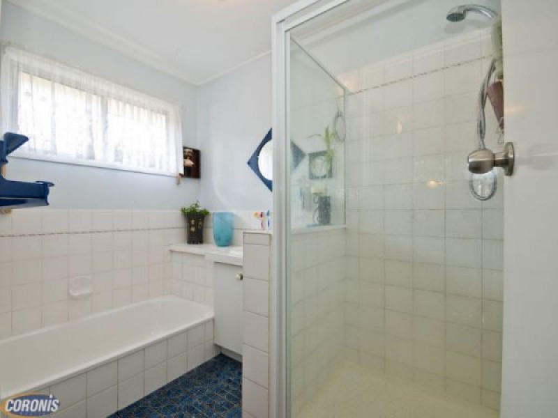 98 Patricks Road, Arana Hills QLD 4054