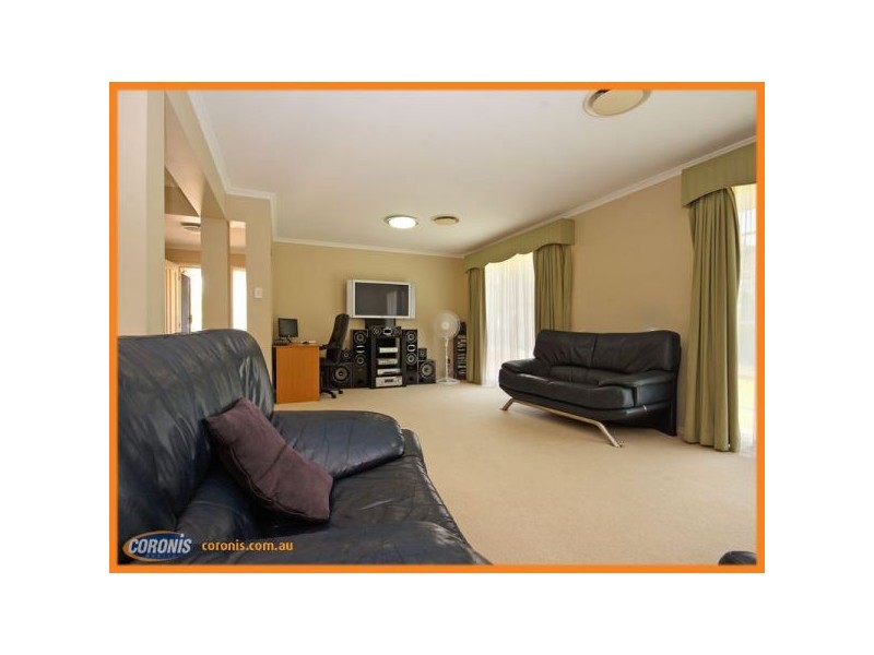 10 Byfield Street, North Lakes QLD 4509