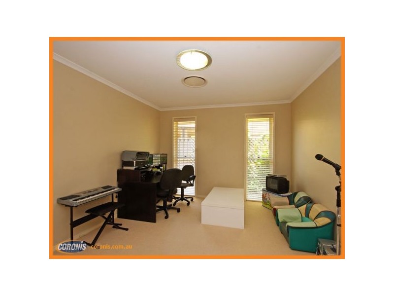 10 Byfield Street, North Lakes QLD 4509
