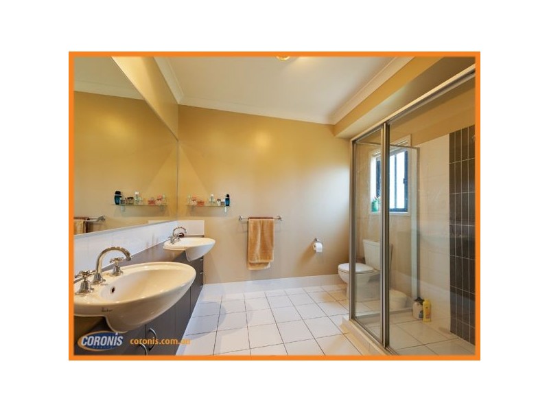 11 Greendragon Crescent, Upper Coomera QLD 4209