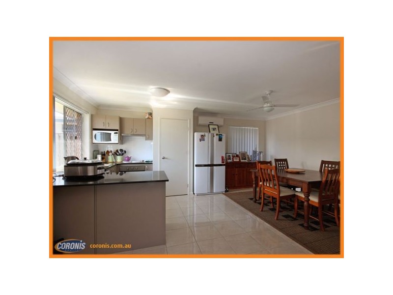 19 Williams Crescent, North Lakes QLD 4509