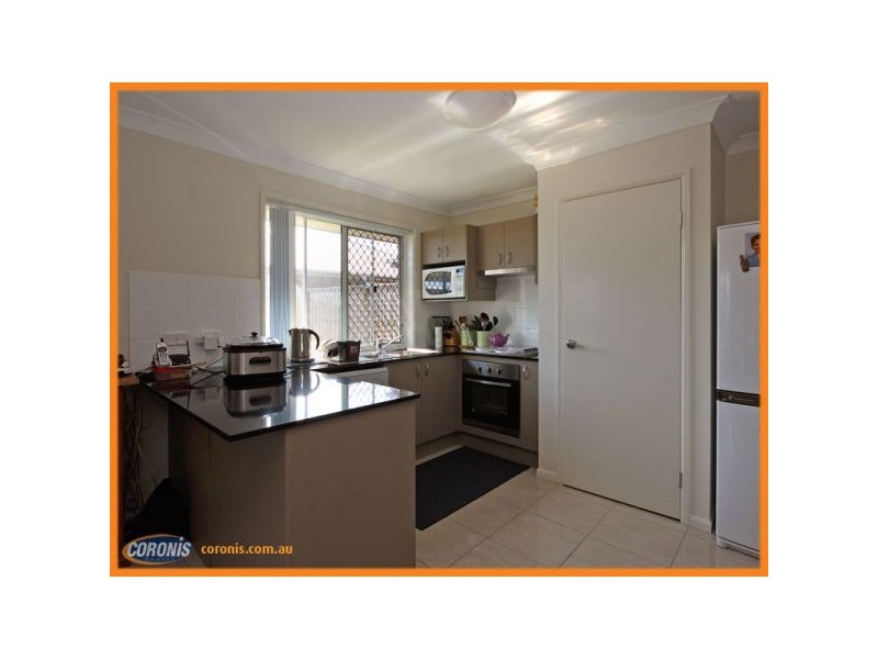 19 Williams Crescent, North Lakes QLD 4509