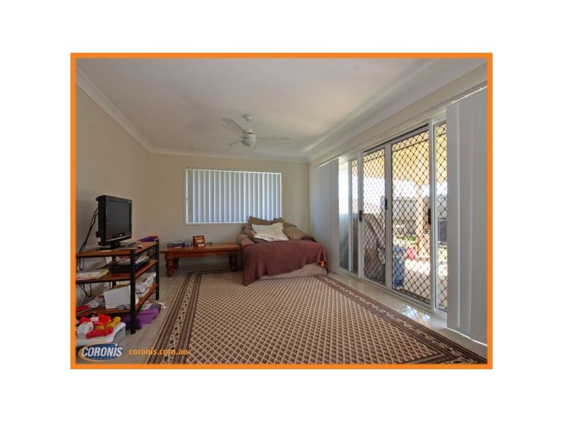19 Williams Crescent, North Lakes QLD 4509