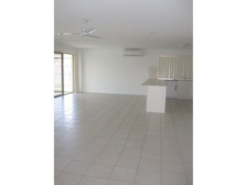 36 Peacherine Circuit, Bellmere QLD 4510