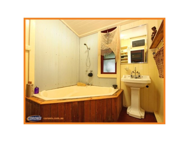 58 Coronation Avenue, Beachmere QLD 4510