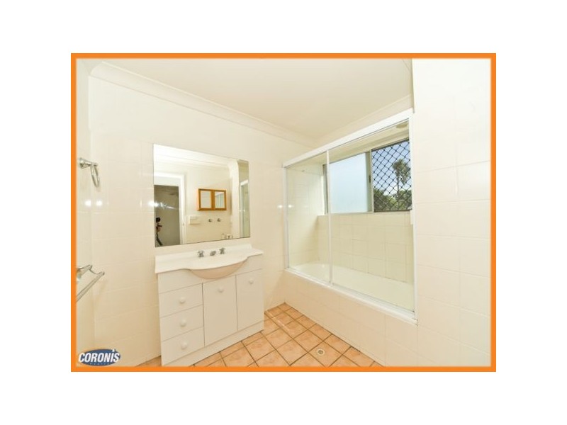 9/191 Allen Street, Hamilton QLD 4007