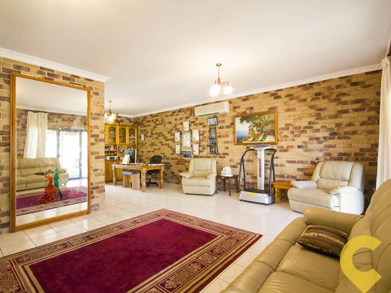 1 Bel-Air Court, Ferny Hills QLD 4055