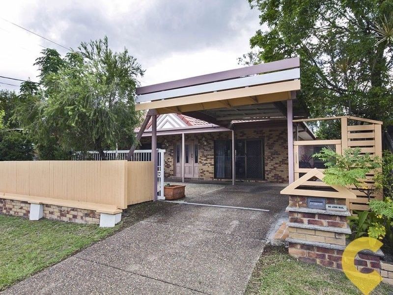 1 Bel-Air Court, Ferny Hills QLD 4055