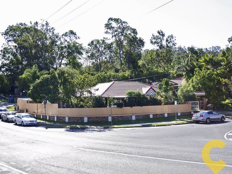 1 Bel-Air Court, Ferny Hills QLD 4055