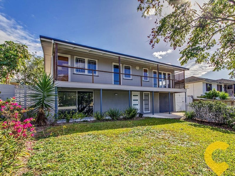 4 Tasman Street, Stafford Heights QLD 4053