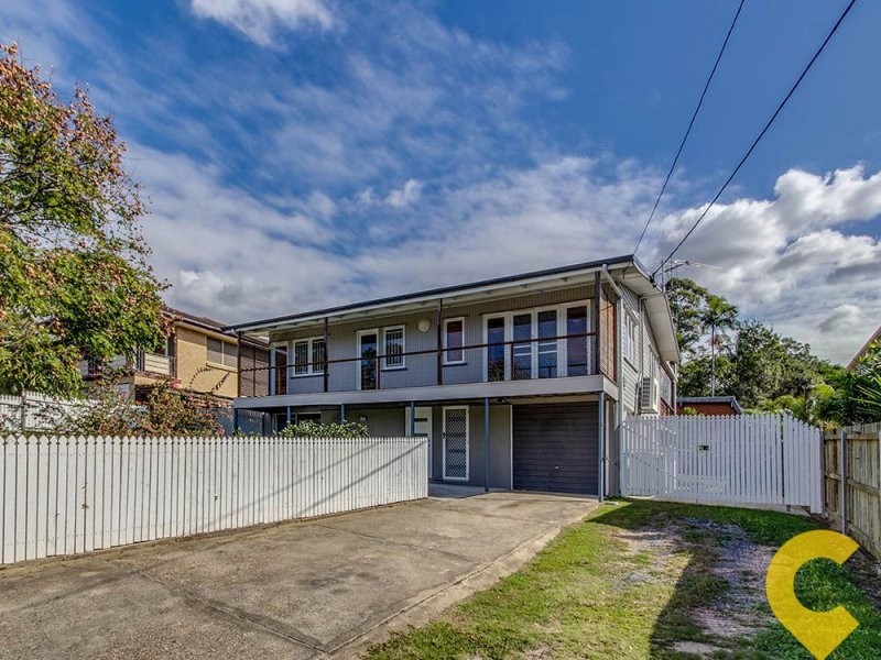 4 Tasman Street, Stafford Heights QLD 4053