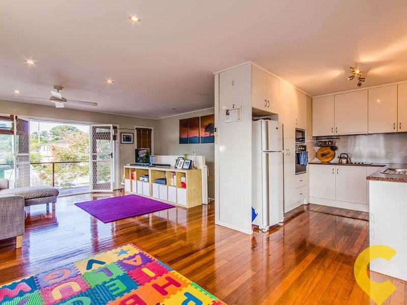 4 Tasman Street, Stafford Heights QLD 4053