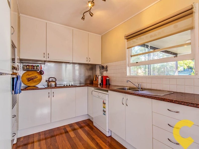 4 Tasman Street, Stafford Heights QLD 4053