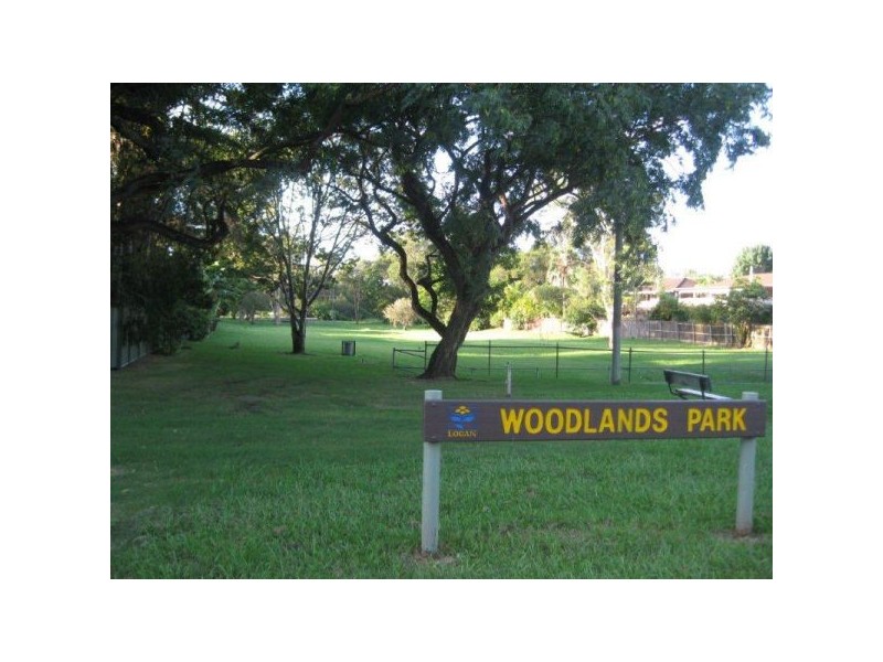 60 Woodlands Drive, Rochedale South QLD 4123