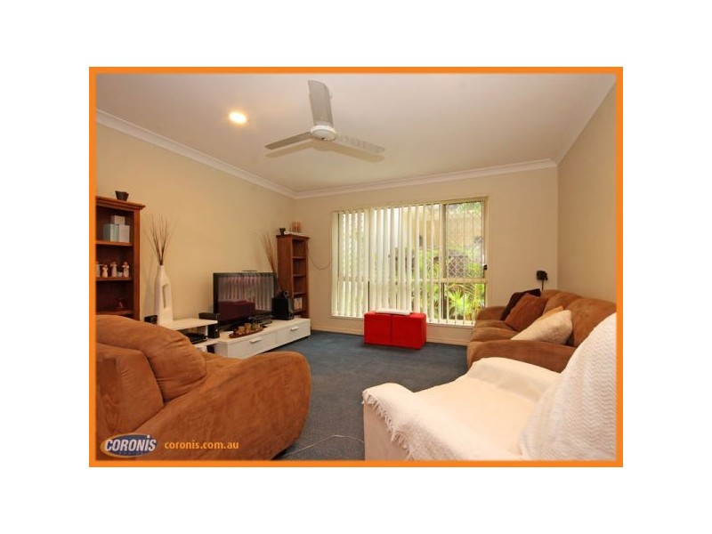 15 Wyperfield Court, North Lakes QLD 4509