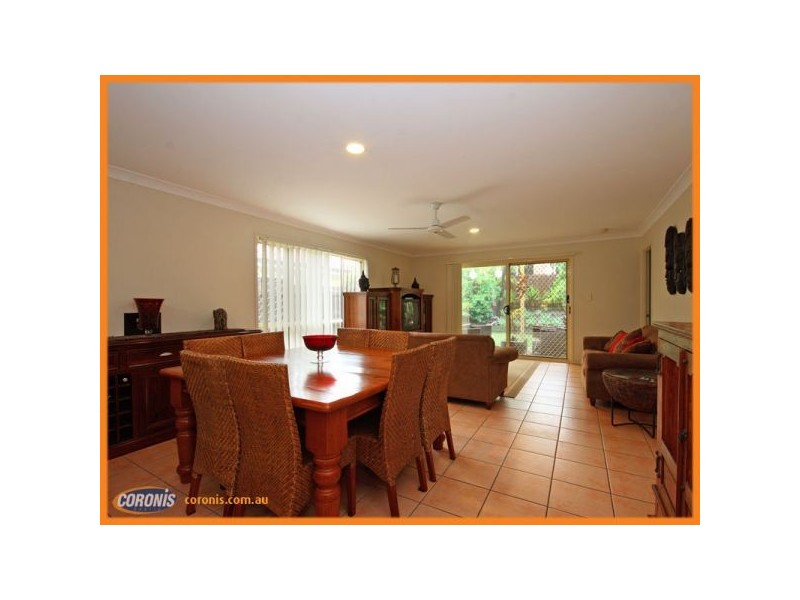 15 Wyperfield Court, North Lakes QLD 4509