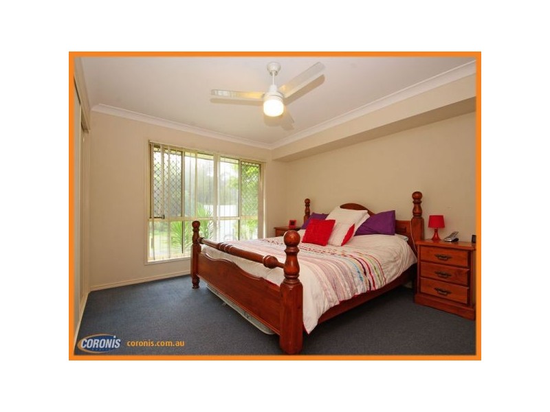 15 Wyperfield Court, North Lakes QLD 4509